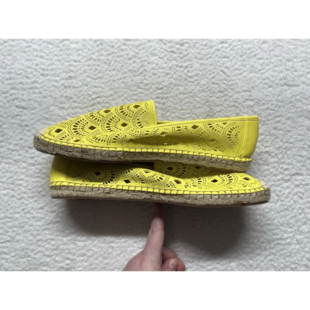 Talbots Flats Womens 10.5 Yellow Izzy Perforated Scallop Espadrille Coastal Boho